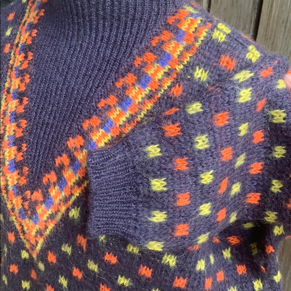 United Colors of Benetton •sweater - Picture 3 of 11
